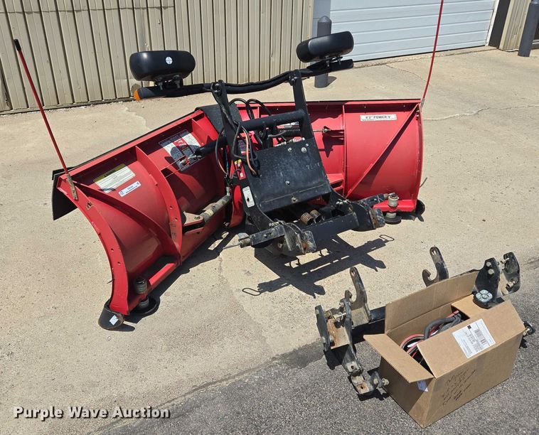 image for item ER5448 Boss Power-V snow plow
