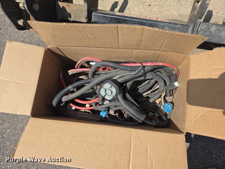 image for item ER5448 Boss Power-V snow plow