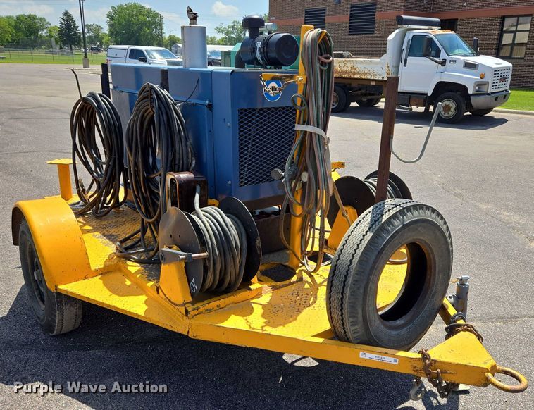 image for item ER5449 1995 Miller WD-5 welder/generator