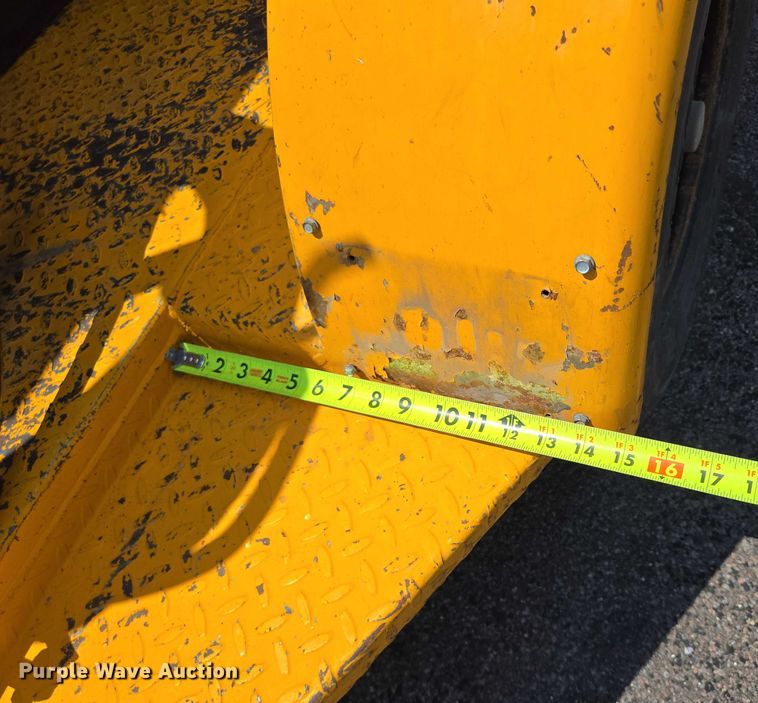 image for item ER5449 1995 Miller WD-5 welder/generator