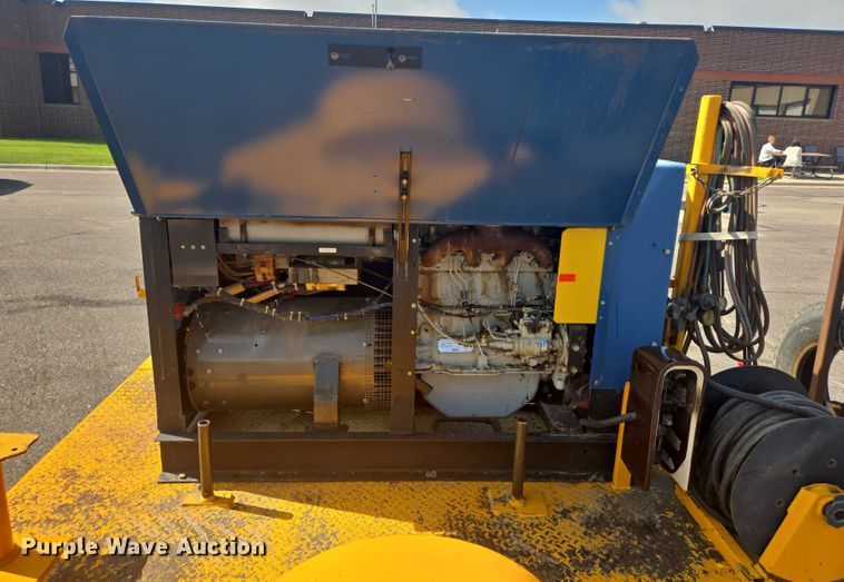 image for item ER5449 1995 Miller WD-5 welder/generator