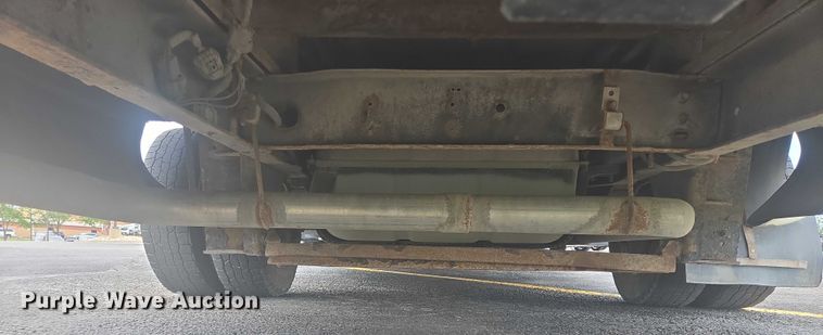 image for item ER5452 2012 Ford E450 shuttle bus