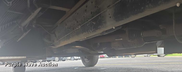 image for item ER5452 2012 Ford E450 shuttle bus