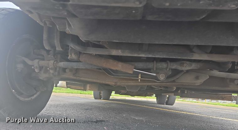 image for item ER5452 2012 Ford E450 shuttle bus