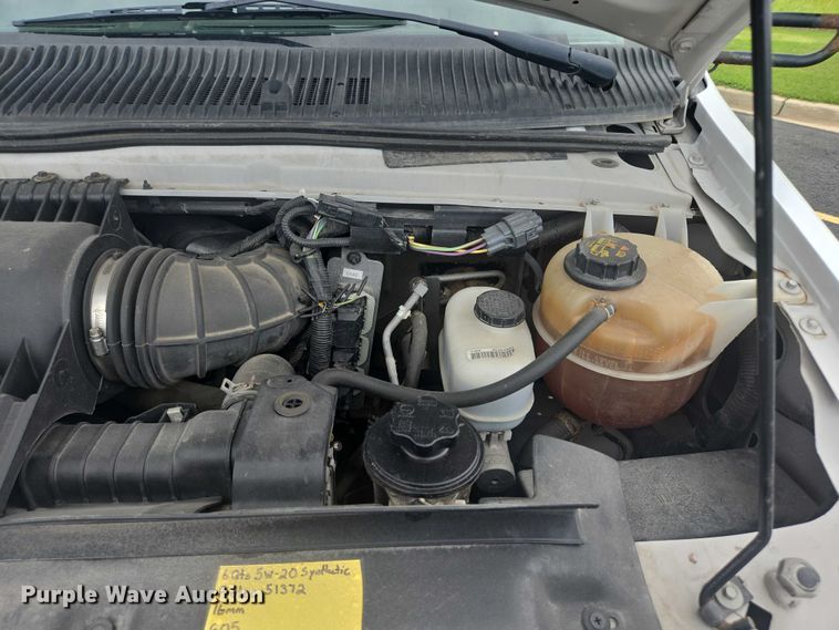 image for item ER5452 2012 Ford E450 shuttle bus