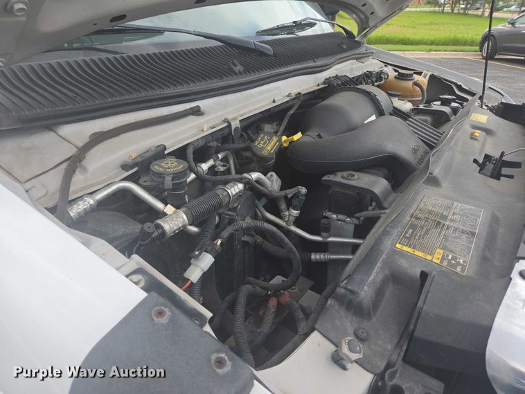 image for item ER5452 2012 Ford E450 shuttle bus