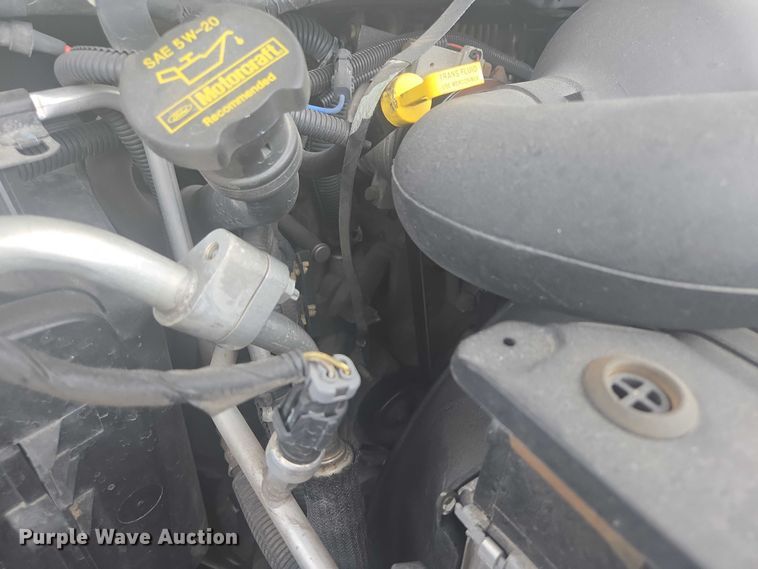 image for item ER5452 2012 Ford E450 shuttle bus