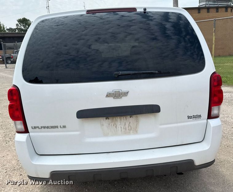 image for item ET8012 2008 Chevrolet Uplander LS van