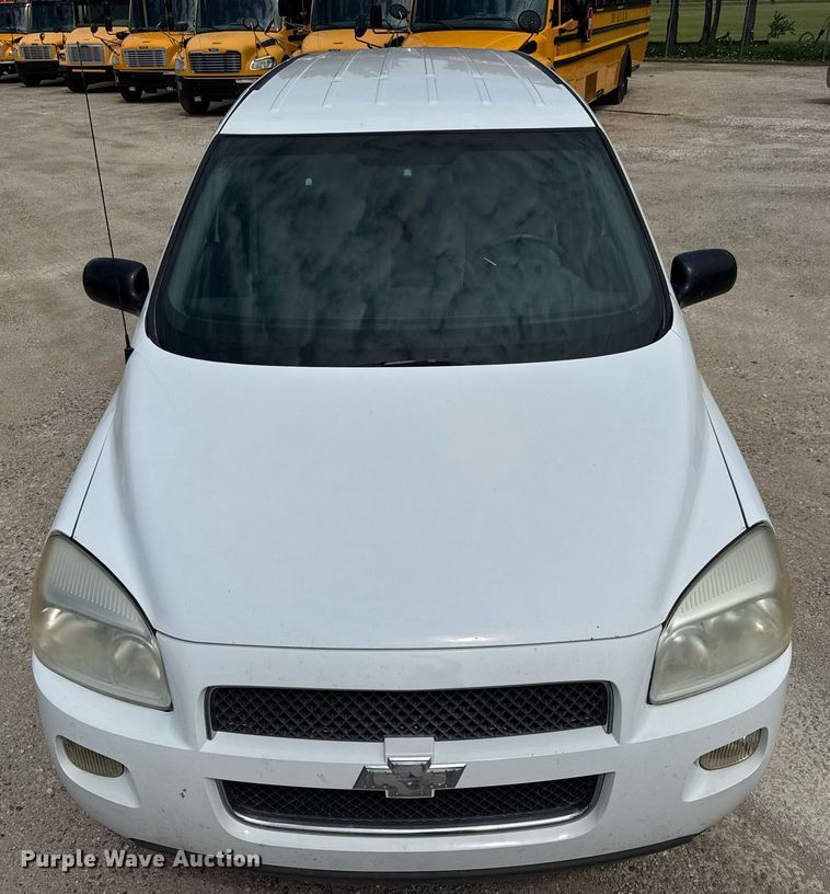 image for item ET8012 2008 Chevrolet Uplander LS van