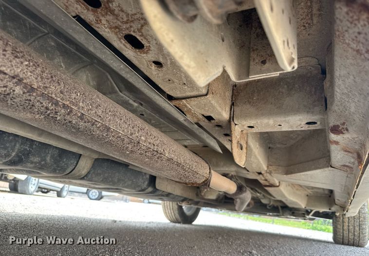 image for item ET8012 2008 Chevrolet Uplander LS van