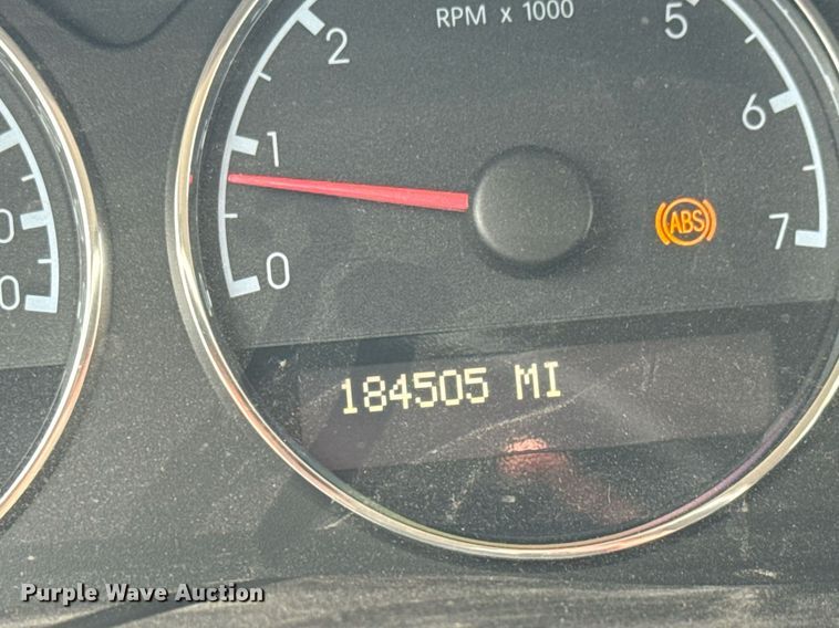 image for item ET8012 2008 Chevrolet Uplander LS van