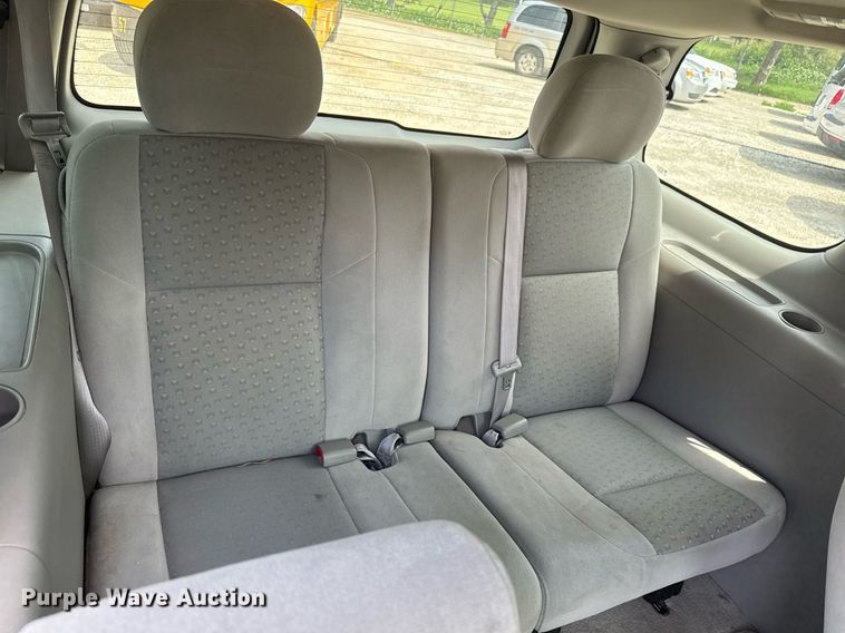 image for item ET8012 2008 Chevrolet Uplander LS van