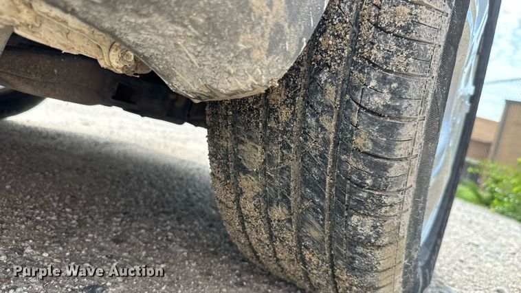 image for item ET8012 2008 Chevrolet Uplander LS van