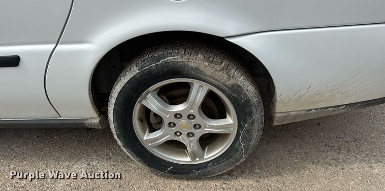 image for item ET8012 2008 Chevrolet Uplander LS van