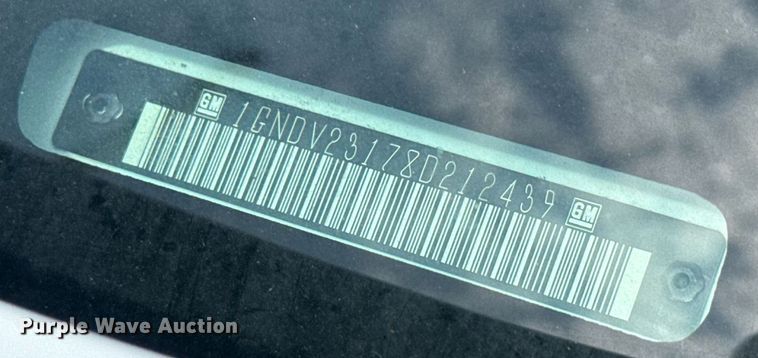 image for item ET8012 2008 Chevrolet Uplander LS van