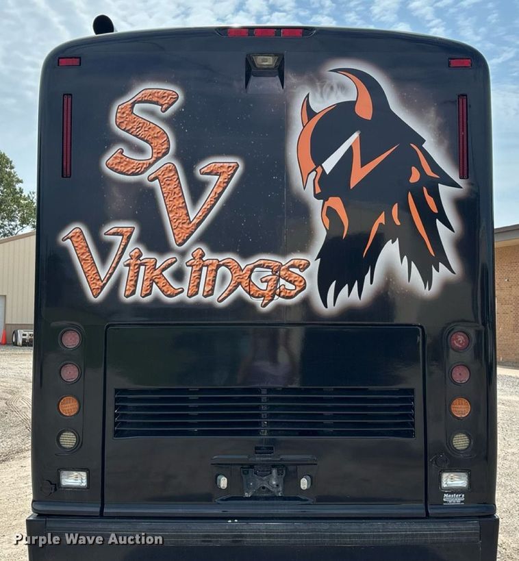 image for item ET8013 2004 Blue Bird 4500 coach bus