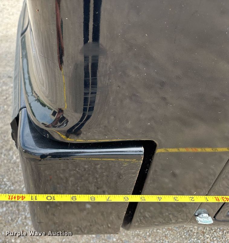 image for item ET8013 2004 Blue Bird 4500 coach bus