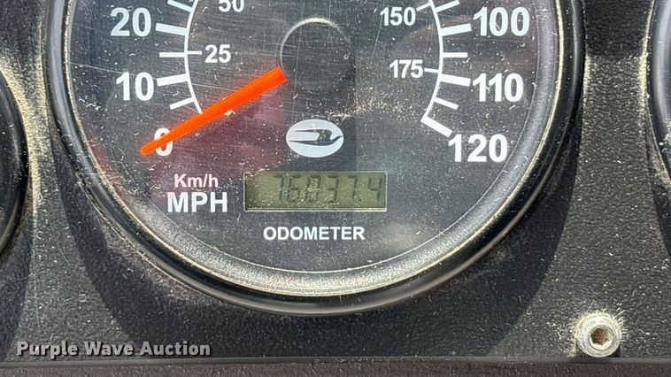 image for item ET8013 2004 Blue Bird 4500 coach bus