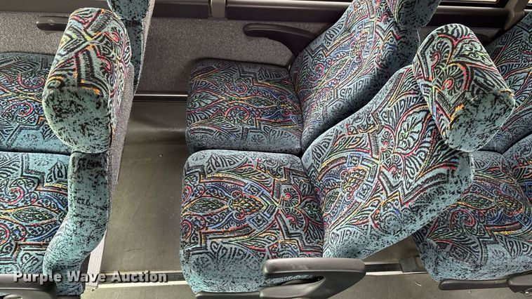 image for item ET8013 2004 Blue Bird 4500 coach bus