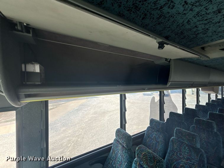 image for item ET8013 2004 Blue Bird 4500 coach bus