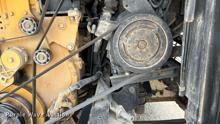 image for item ET8013 2004 Blue Bird 4500 coach bus