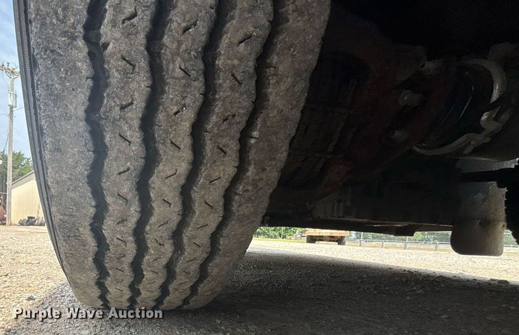 image for item ET8013 2004 Blue Bird 4500 coach bus