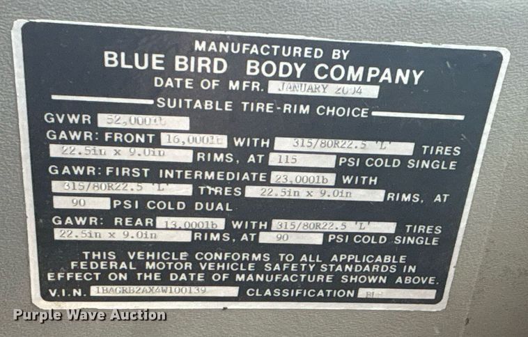 image for item ET8013 2004 Blue Bird 4500 coach bus