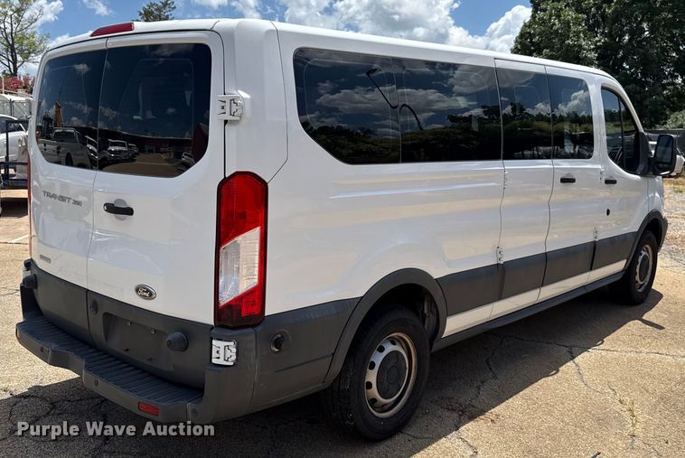 image for item HI9322 2018 Ford Transit 350 van
