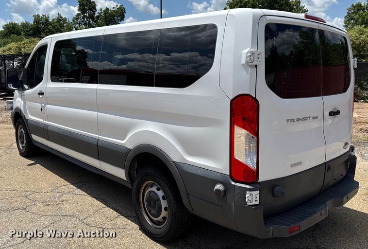 image for item HI9322 2018 Ford Transit 350 van