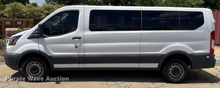 image for item HI9322 2018 Ford Transit 350 van