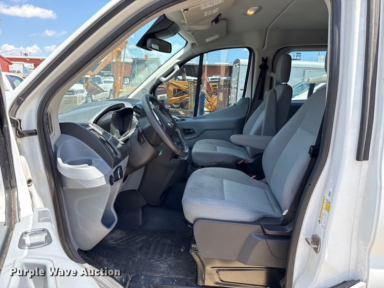 image for item HI9322 2018 Ford Transit 350 van