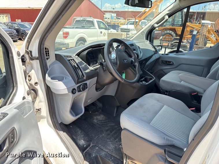 image for item HI9322 2018 Ford Transit 350 van