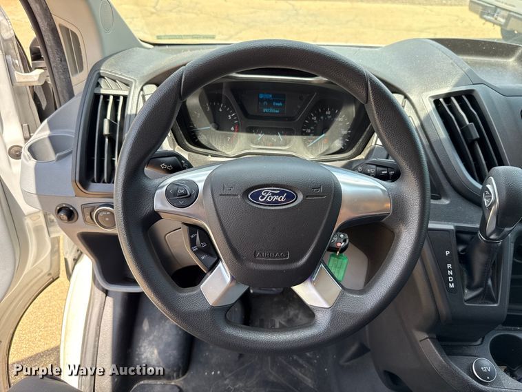 image for item HI9322 2018 Ford Transit 350 van