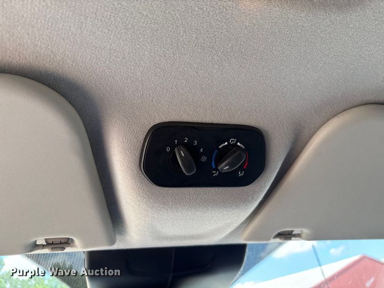 image for item HI9322 2018 Ford Transit 350 van