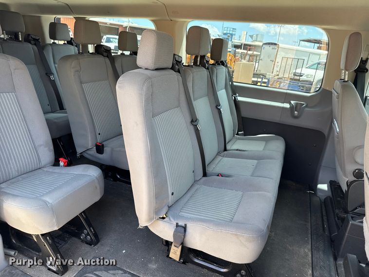 image for item HI9322 2018 Ford Transit 350 van