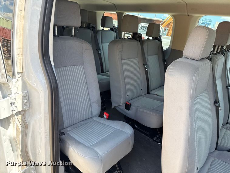 image for item HI9322 2018 Ford Transit 350 van