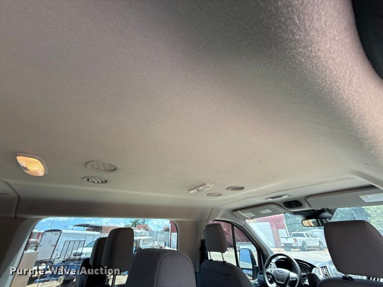 image for item HI9322 2018 Ford Transit 350 van