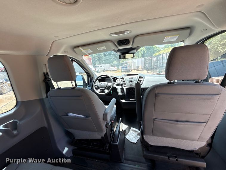 image for item HI9322 2018 Ford Transit 350 van