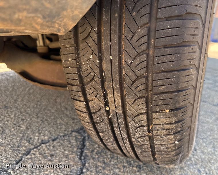 image for item HI9323 2008 Saturn VUE XE SUV