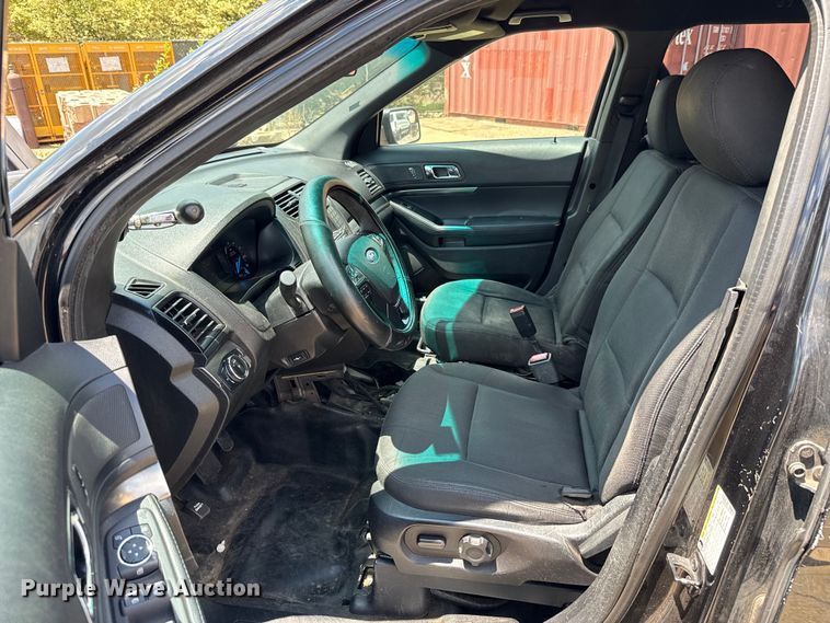 image for item HI9324 2016 Ford Explorer Police Interceptor SUV