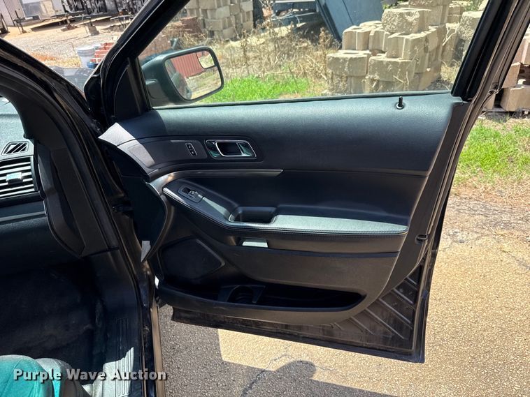 image for item HI9324 2016 Ford Explorer Police Interceptor SUV