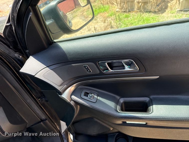 image for item HI9324 2016 Ford Explorer Police Interceptor SUV