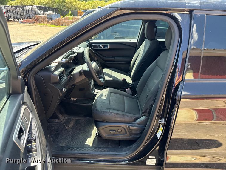 image for item HI9325 2020 Ford Explorer Police Interceptor SUV