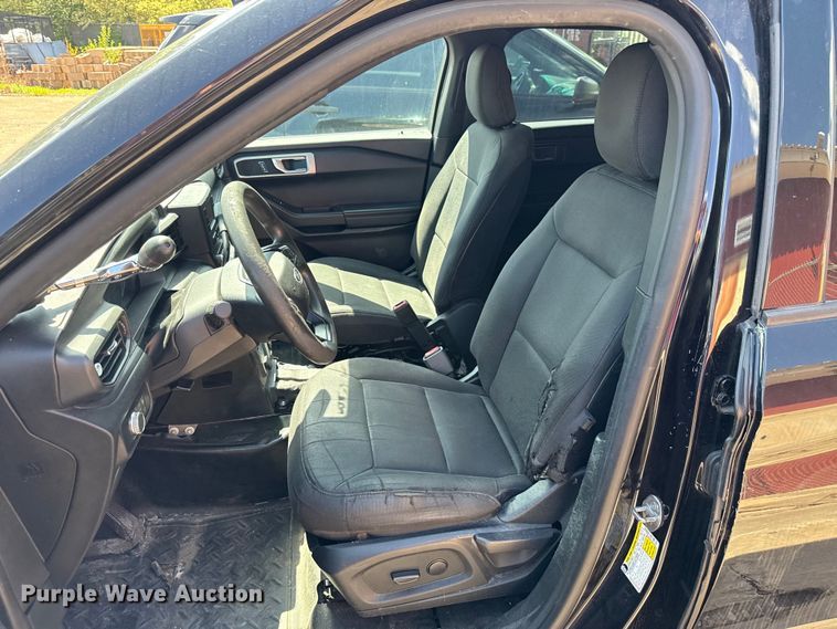 image for item HI9325 2020 Ford Explorer Police Interceptor SUV