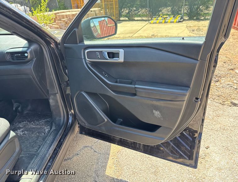 image for item HI9325 2020 Ford Explorer Police Interceptor SUV