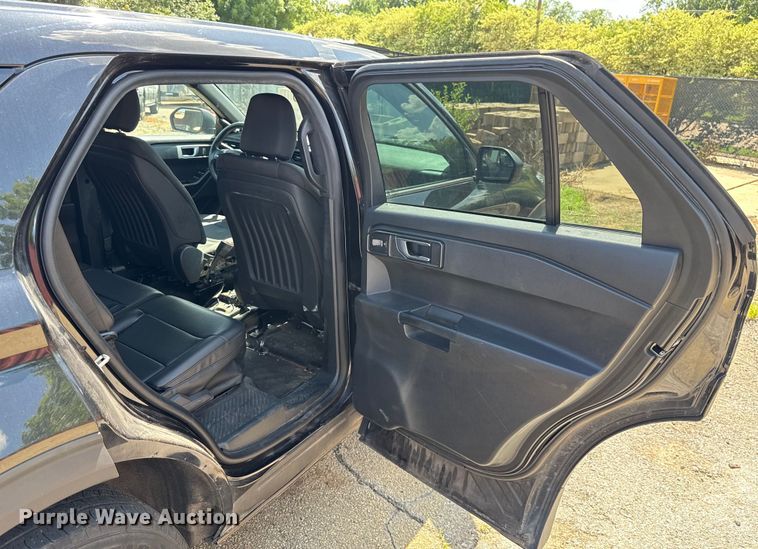 image for item HI9325 2020 Ford Explorer Police Interceptor SUV