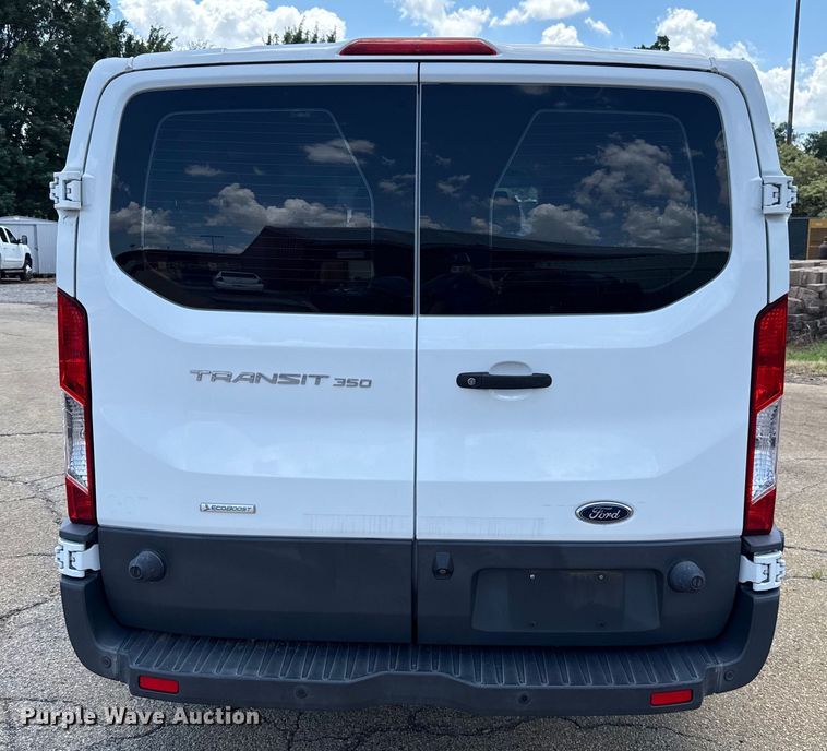 image for item HI9329 2018 Ford Transit 350 van