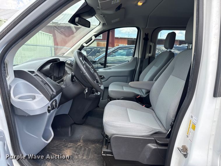 image for item HI9329 2018 Ford Transit 350 van