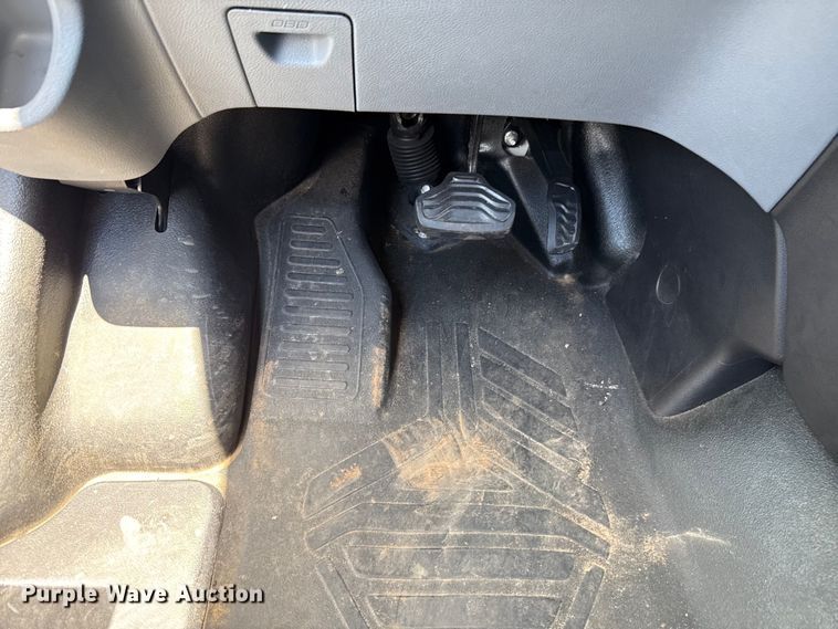 image for item HI9329 2018 Ford Transit 350 van