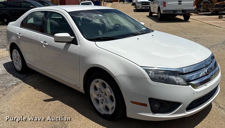 image for item HI9330 2011 Ford Fusion 